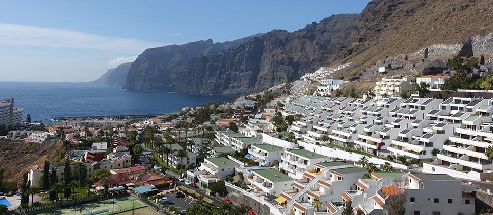 Los Gigantes View Sunny Day-min.jpg